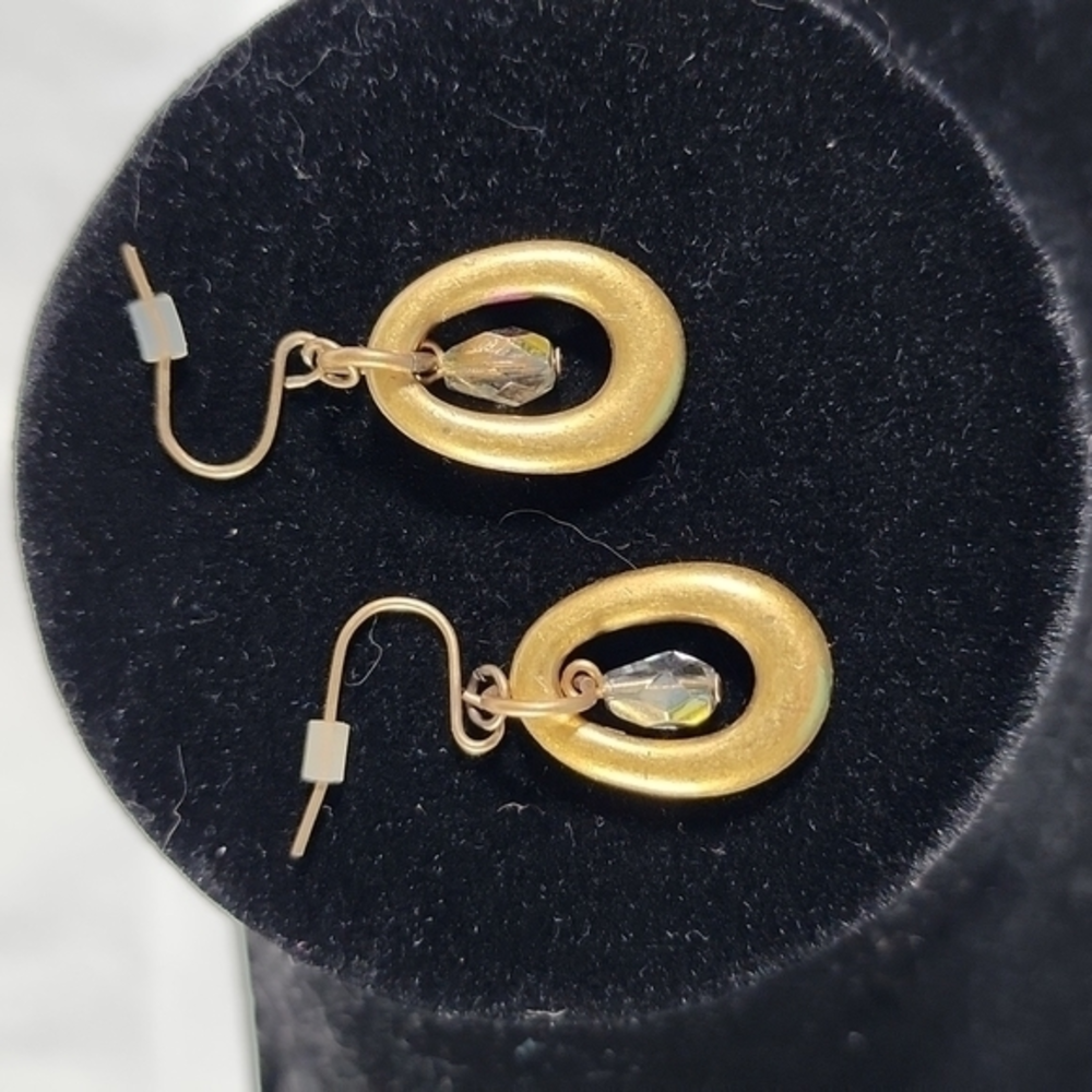 Crystal and Metal Earrings‎